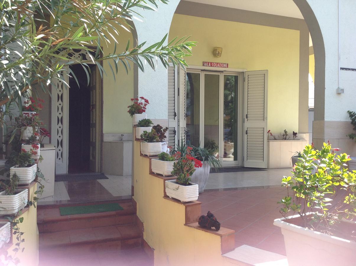 Hotel La Villa 米斯泰尔比安科 外观 照片