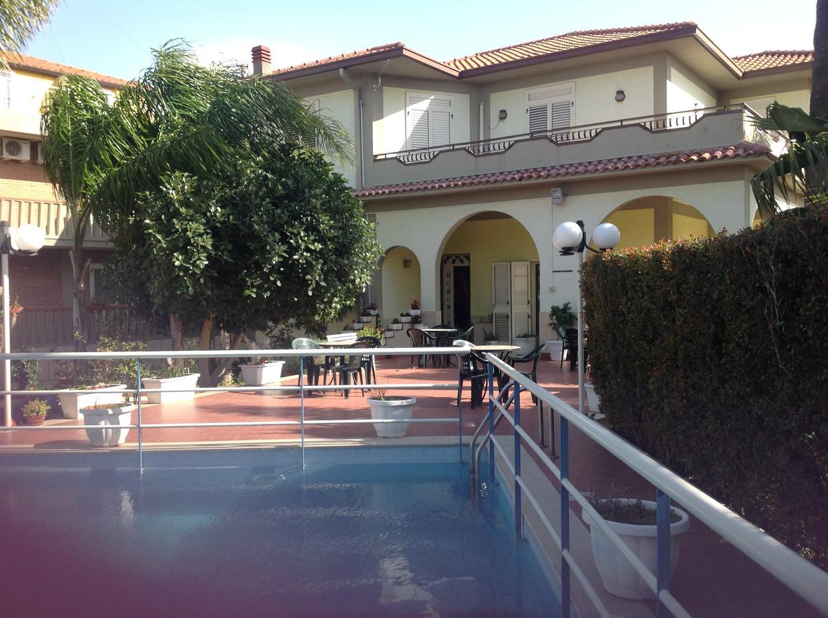Hotel La Villa 米斯泰尔比安科 外观 照片
